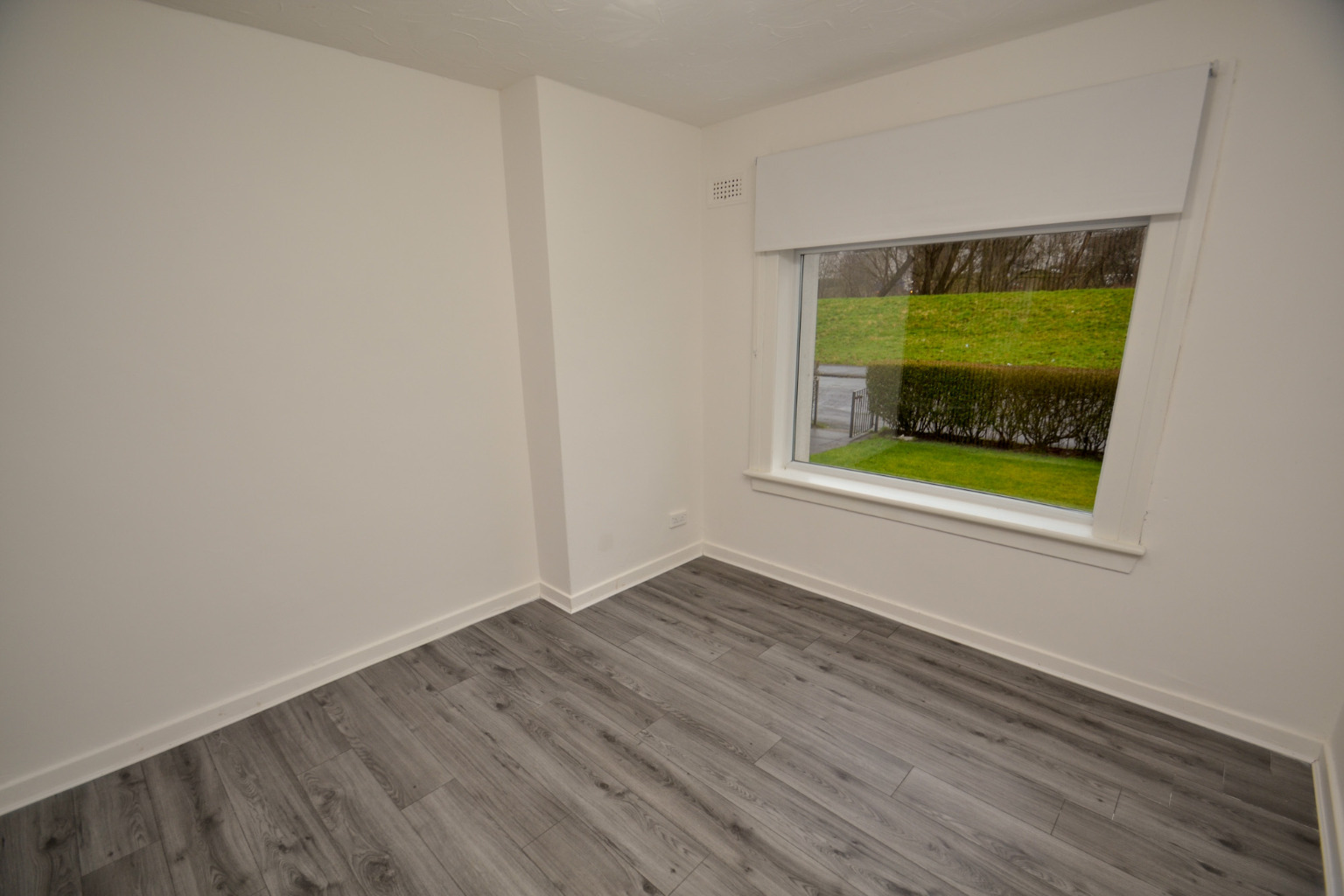 2 bed flat for sale in Haughburn Road, Glasgow  - Property Image 8