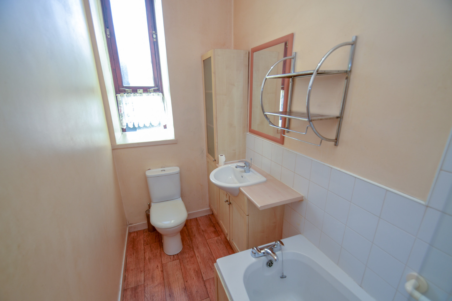 1 bed flat for sale in Prince Edward Street, Glasgow  - Property Image 9