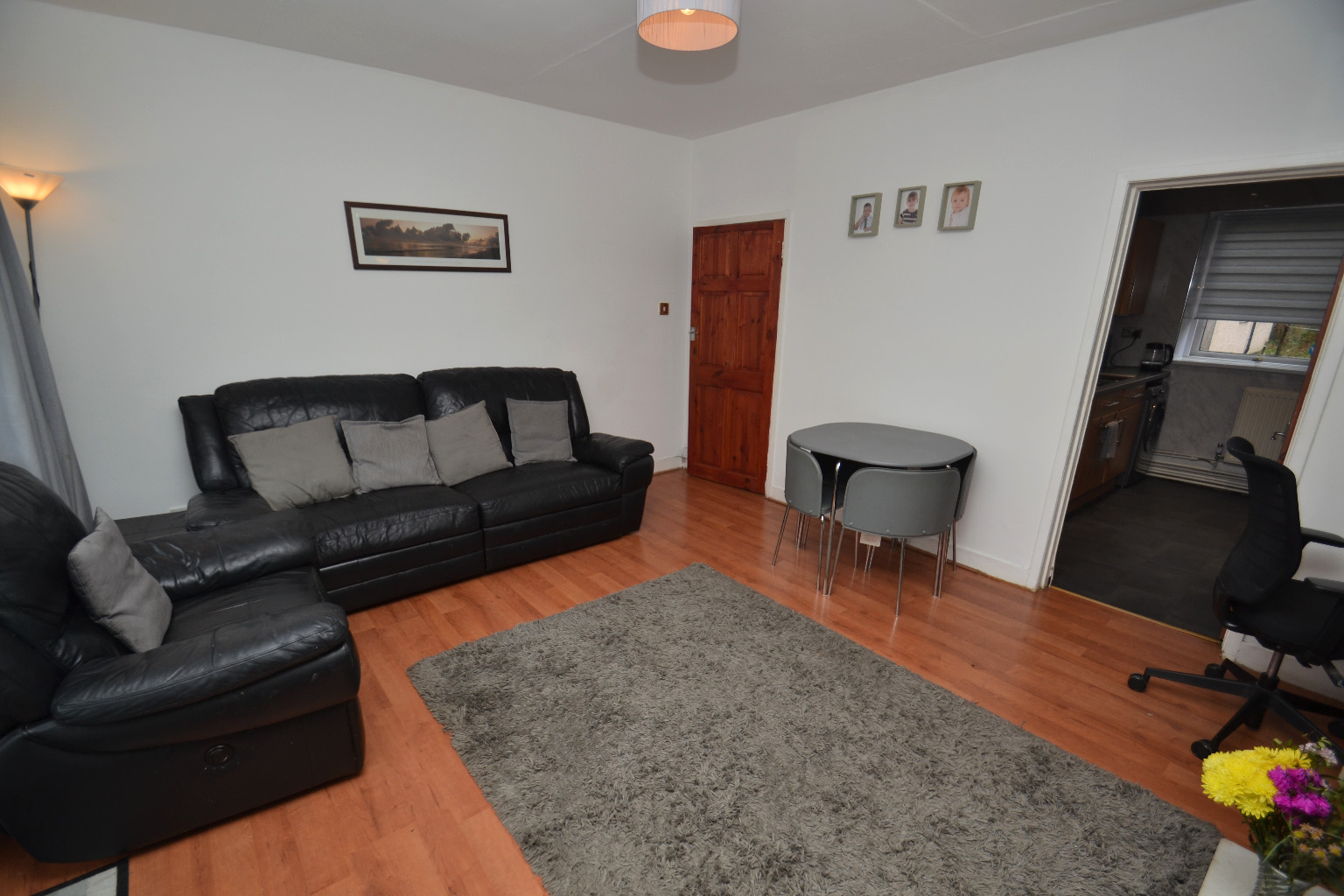 2 bed flat for sale in Lochlea Road, Glasgow  - Property Image 3