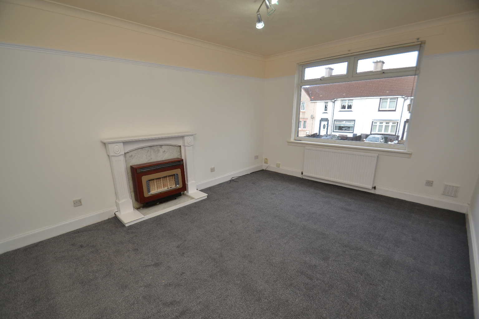 2 bed flat for sale in Muirhouse Avenue, Wishaw  - Property Image 2
