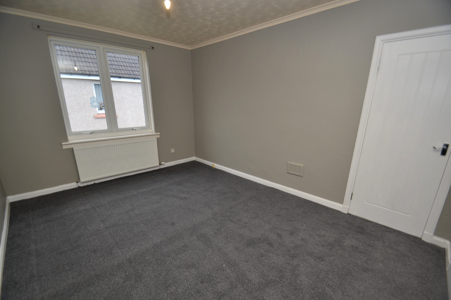 2 bed flat for sale in Muirhouse Avenue, Wishaw  - Property Image 4