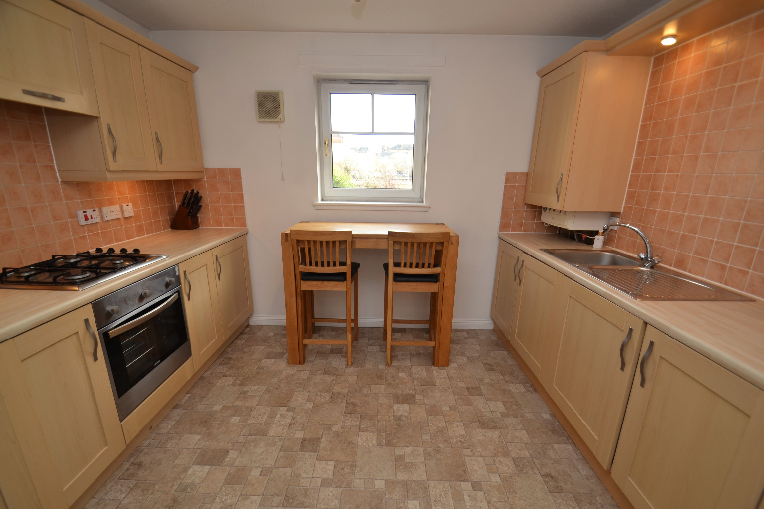 2 bed flat for sale in Castlebrae Gardens, Glasgow  - Property Image 6