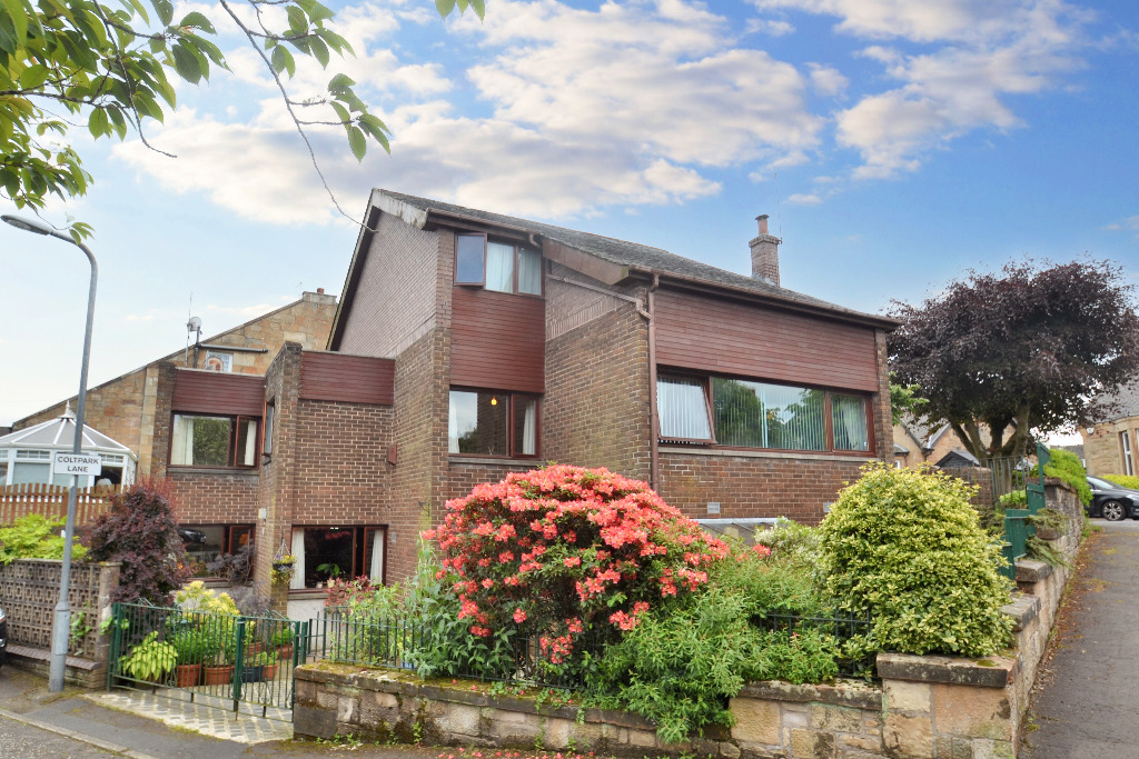 5 bed detached house for sale in Coltpark Avenue  - Property Image 30