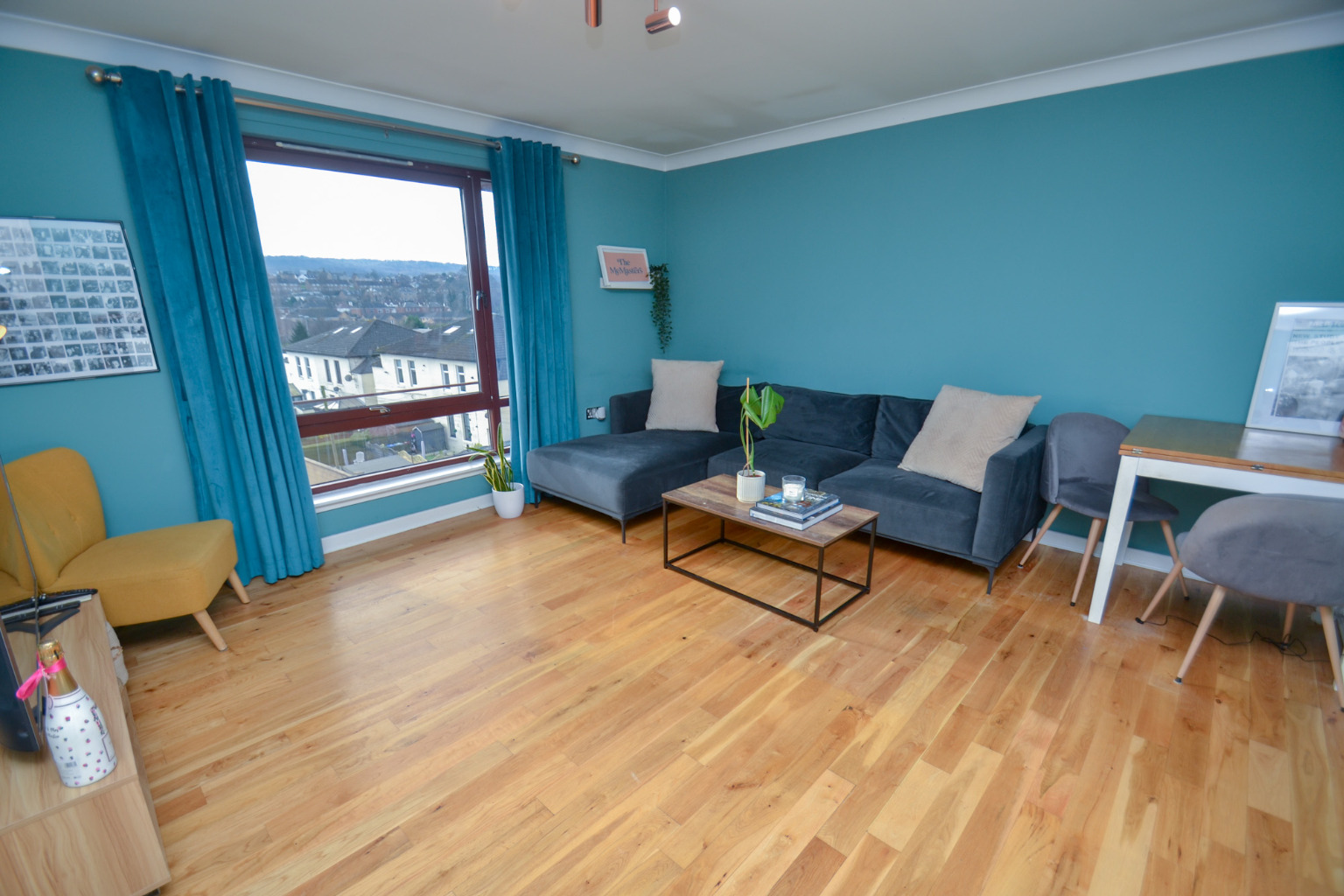 2 bed flat for sale in Dryburgh Avenue, Glasgow  - Property Image 2