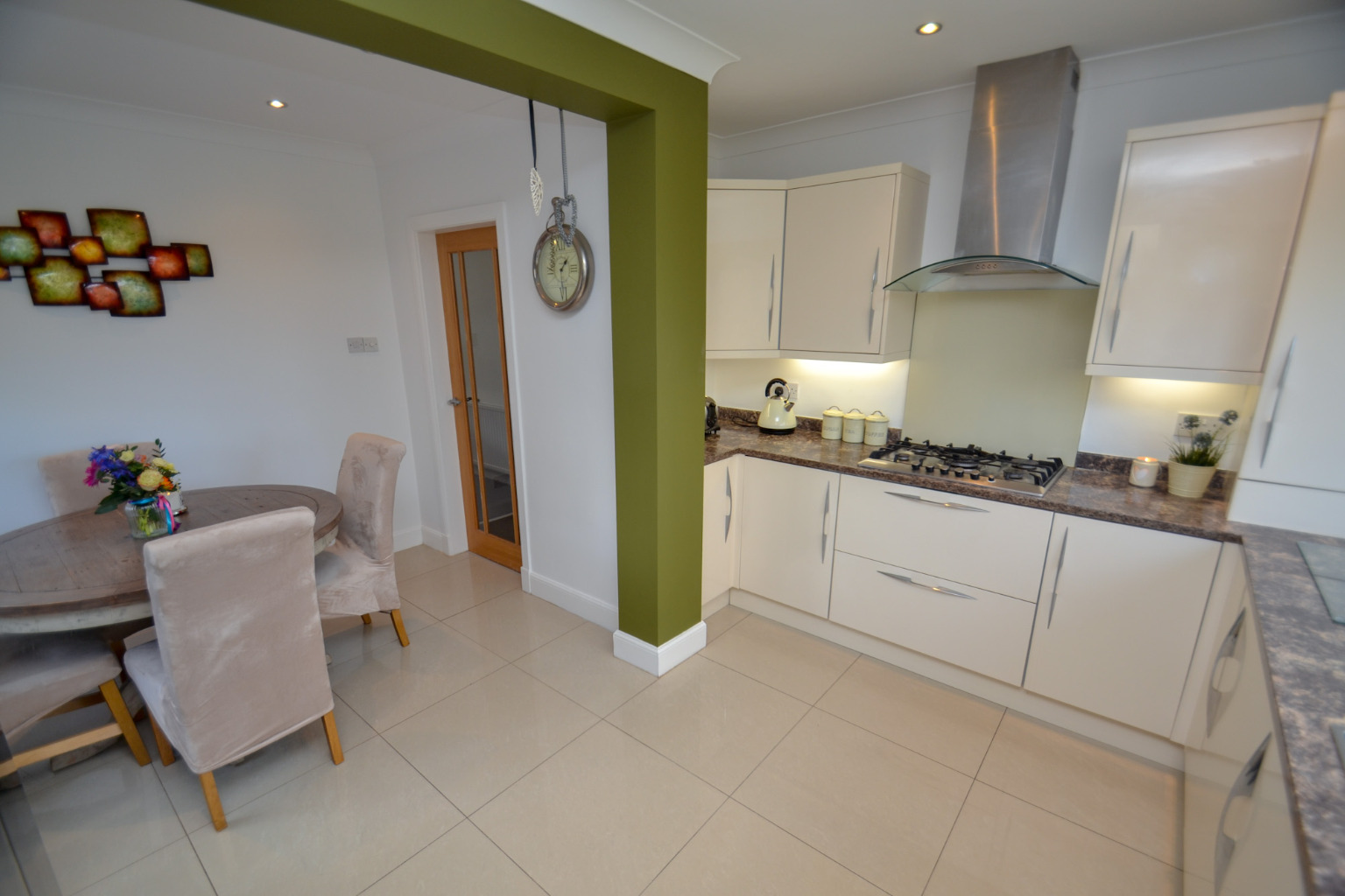 3 bed flat for sale in Newlands Road, Glasgow  - Property Image 12