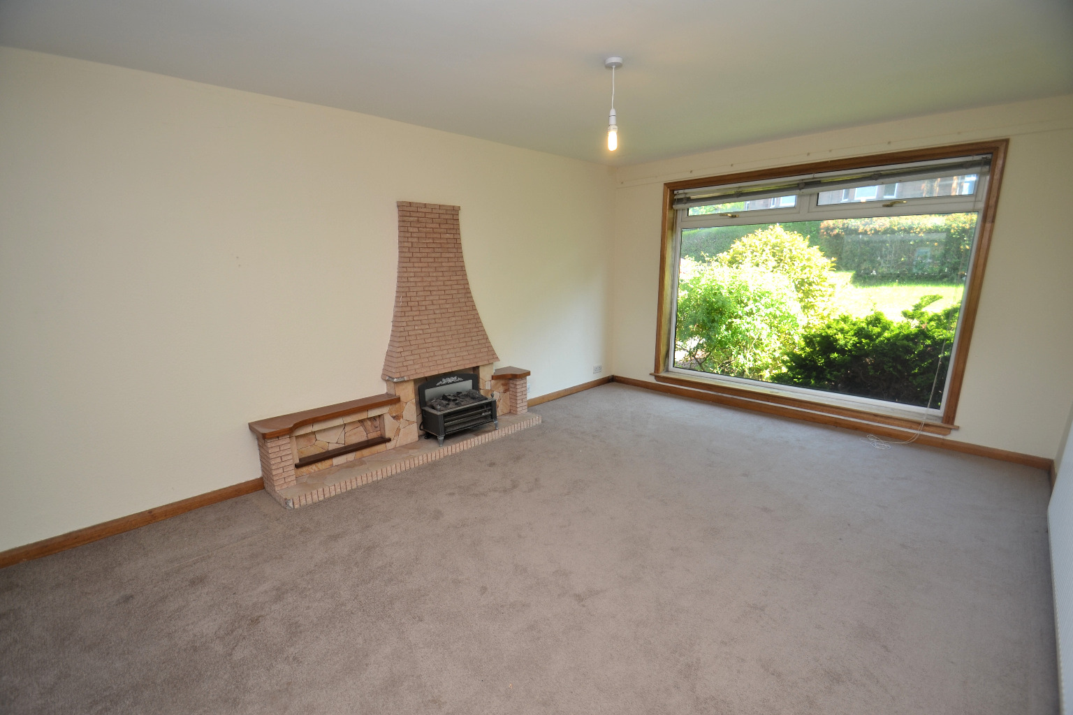 3 bed detached house to rent in Sherbrooke Drive, Glasgow  - Property Image 2