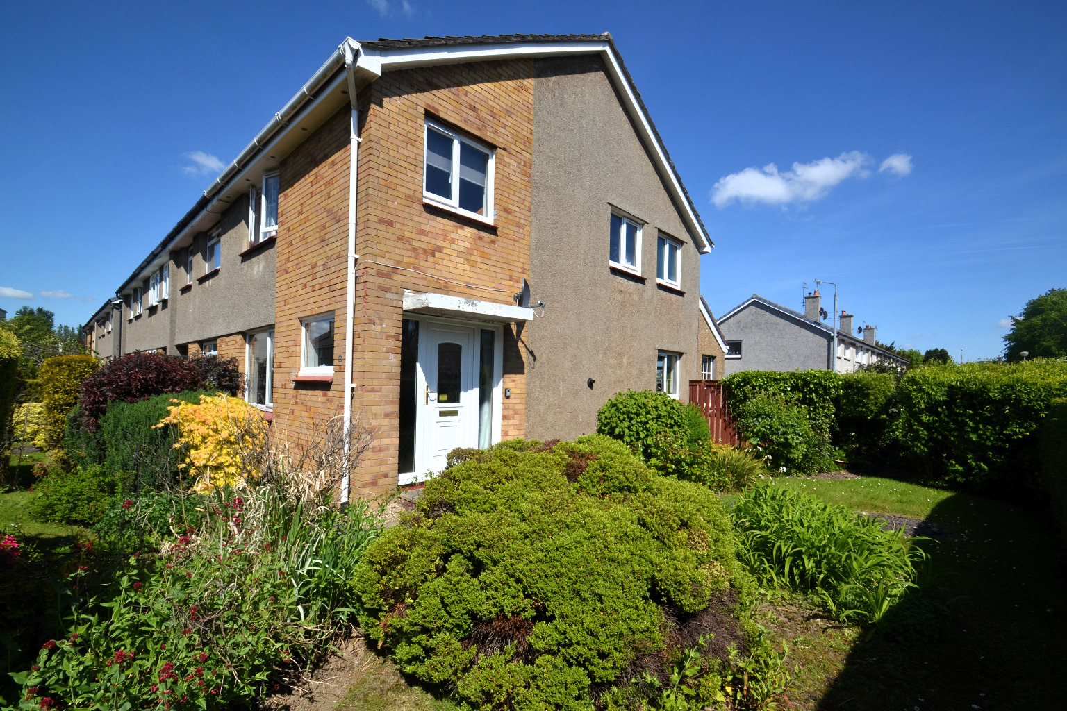 2 bed end of terrace house for sale in Crookstonhill Path, Glasgow  - Property Image 2