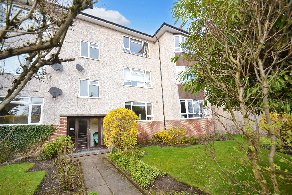 2 bed flat for sale in Rowan Road, Glasgow - Property Image 1
