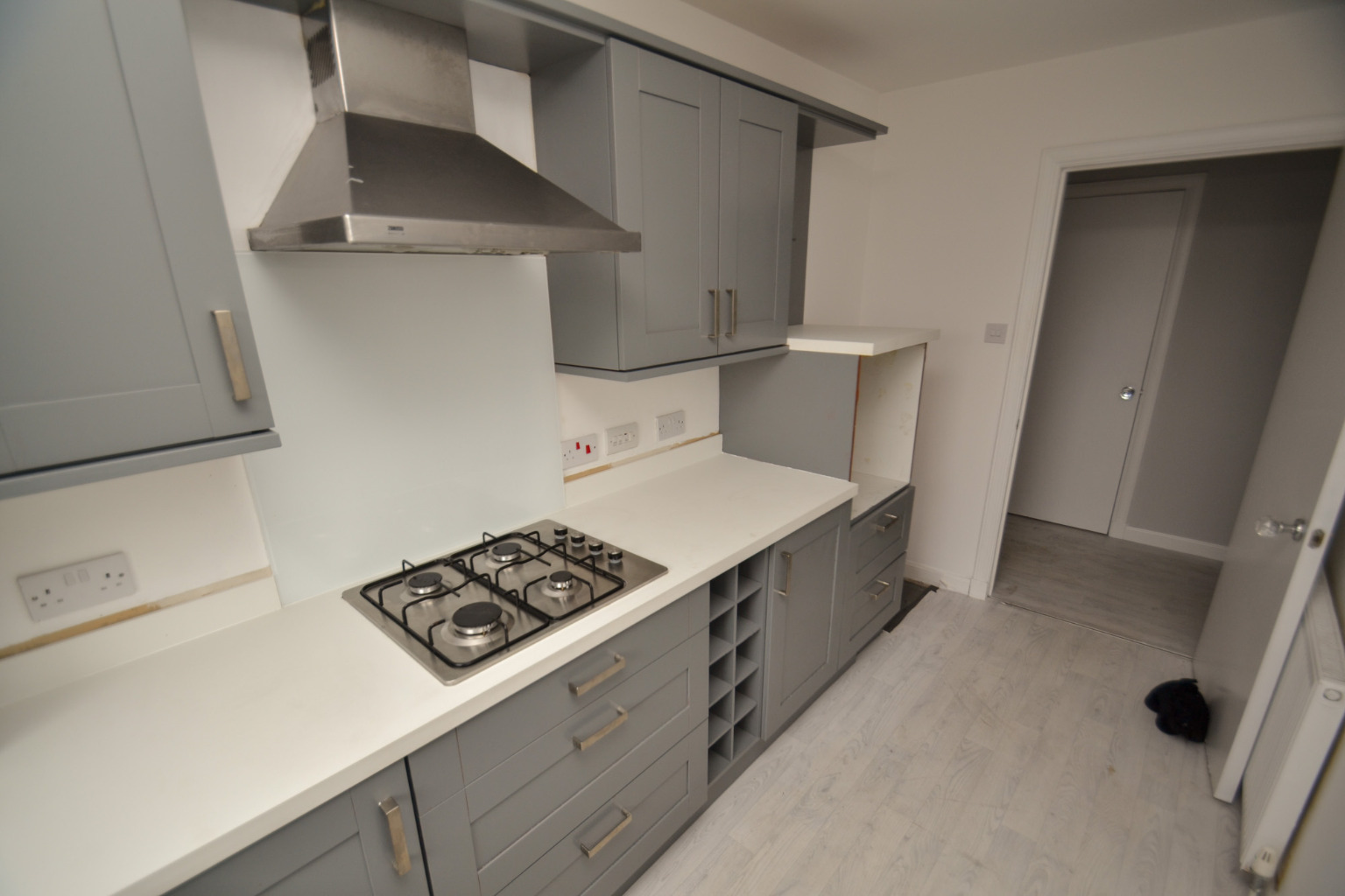 2 bed flat for sale in Clarkston Road, Glasgow  - Property Image 5