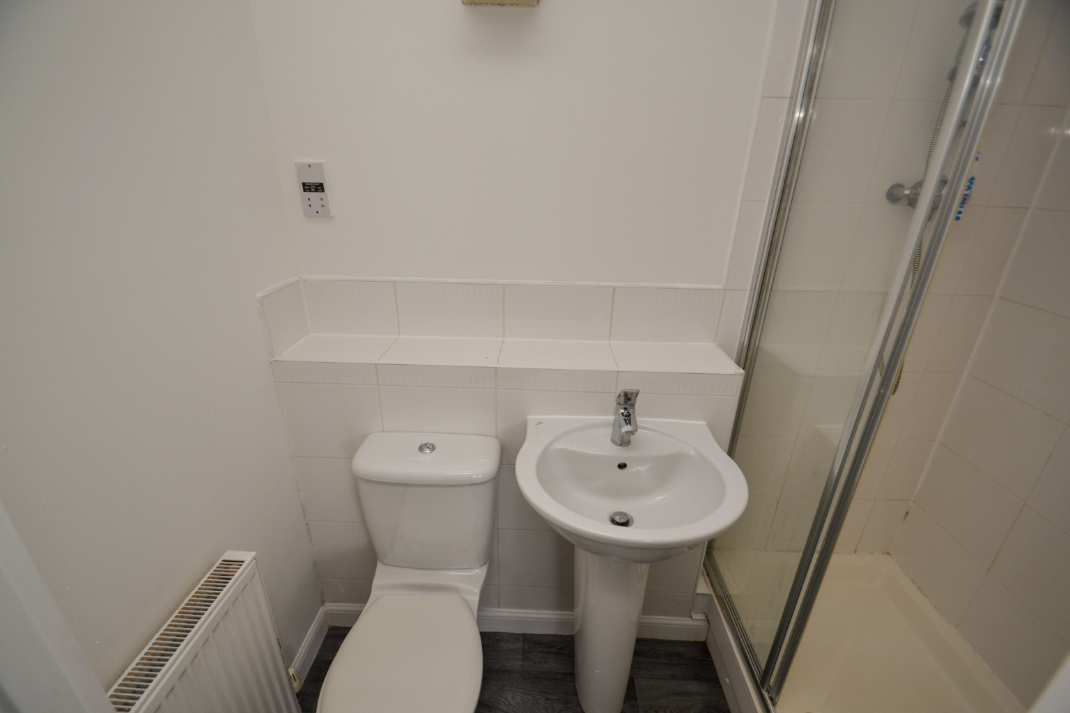 2 bed flat for sale in Clarkston Road, Glasgow  - Property Image 7