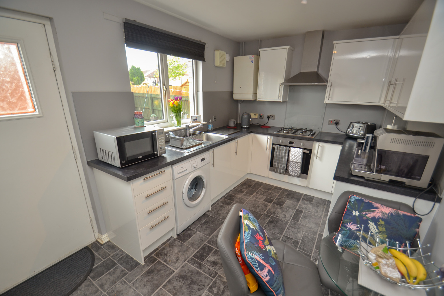 2 bed semi-detached house for sale in MacArthur Wynd, Glasgow  - Property Image 5