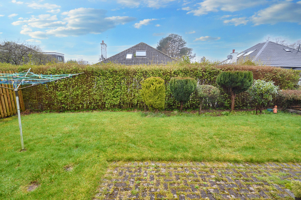 3 bed detached bungalow for sale in Parklee Drive, Glasgow  - Property Image 25