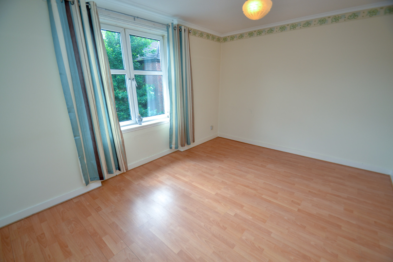 3 bed flat for sale in Morley Street  - Property Image 10