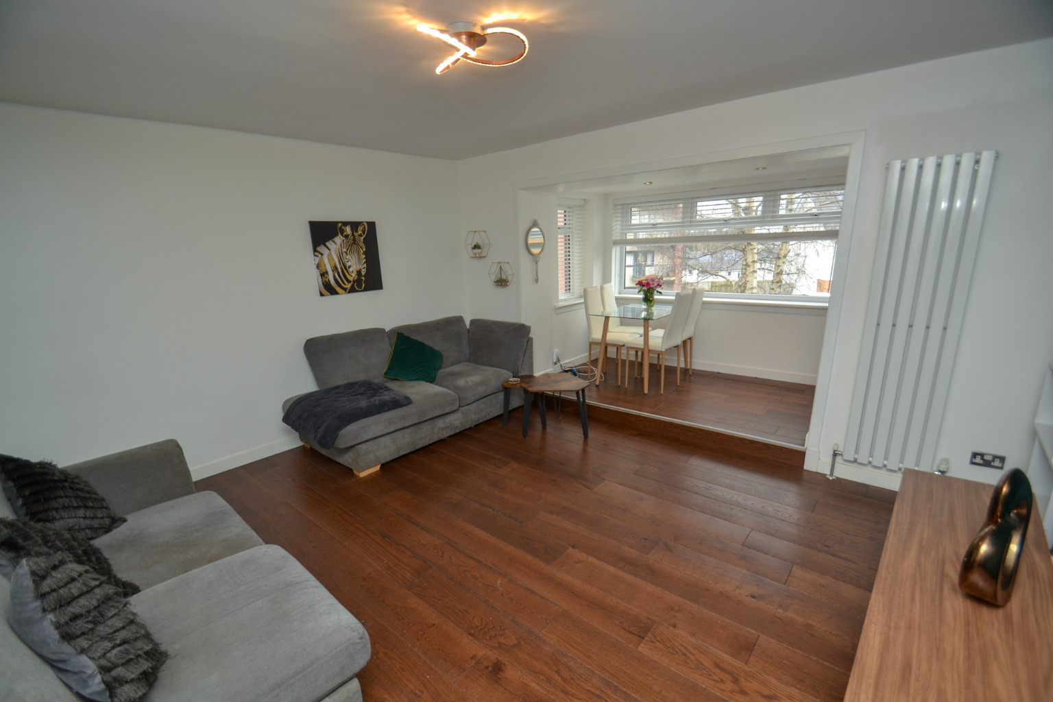 2 bed flat for sale in Castlemilk Drive, Glasgow  - Property Image 4