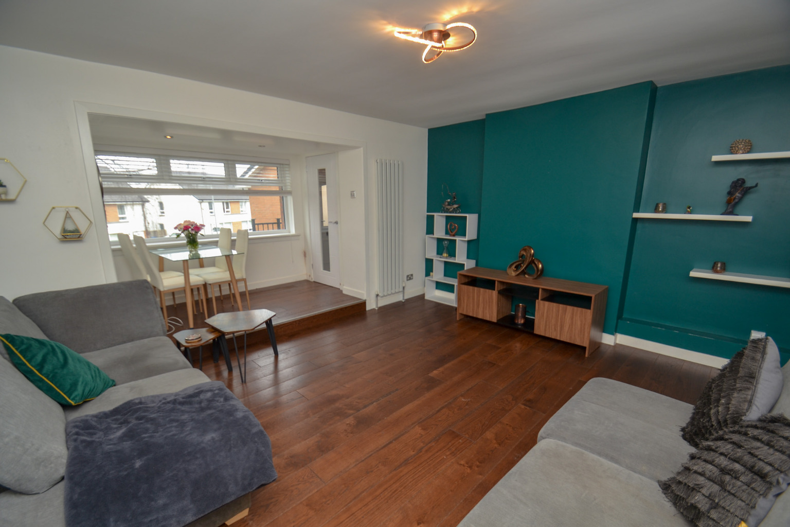 2 bed flat for sale in Castlemilk Drive, Glasgow  - Property Image 5