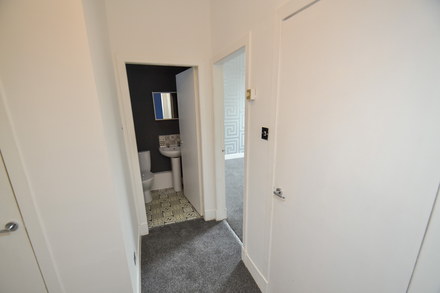 1 bed flat for sale in Main Street  - Property Image 13