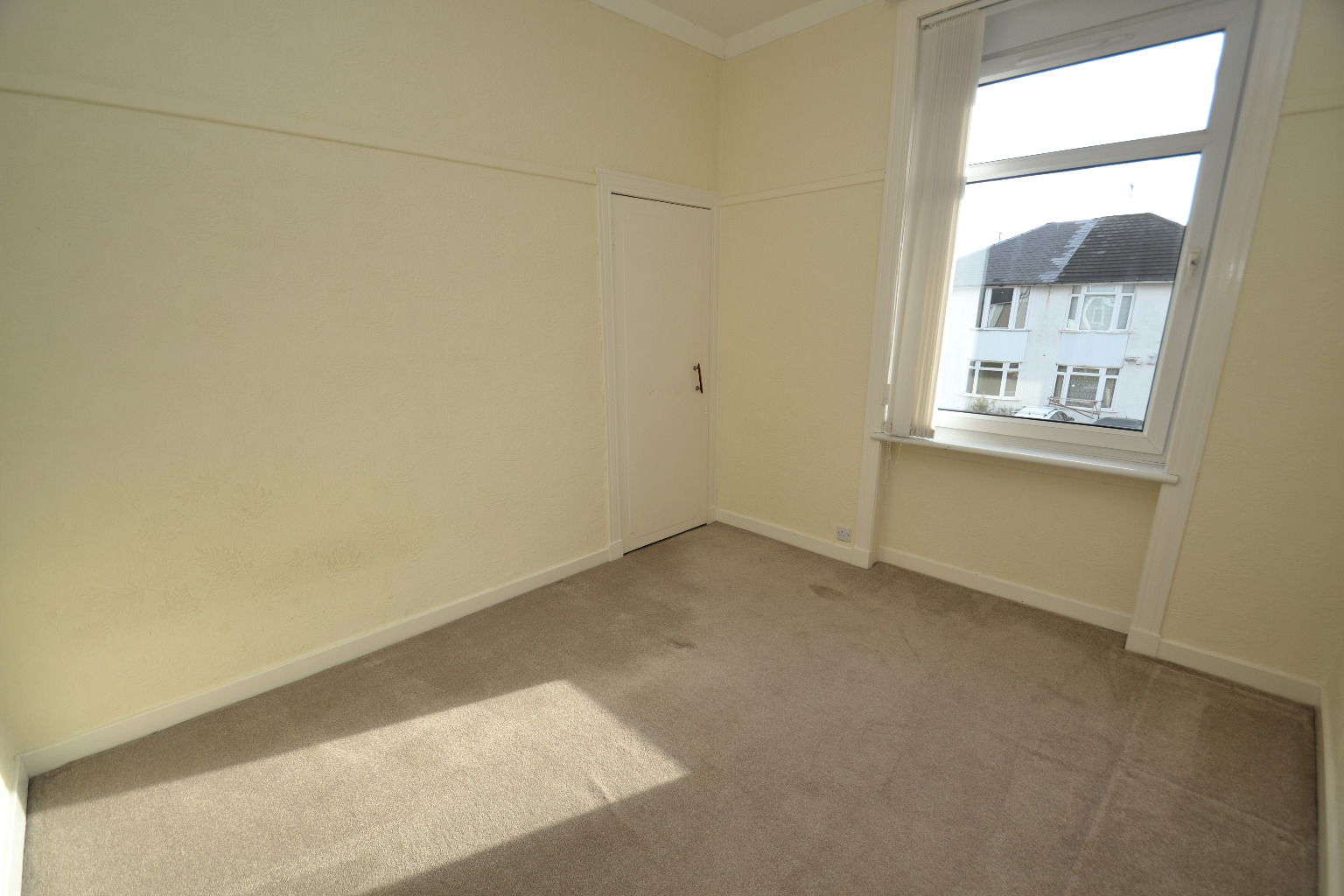 3 bed flat for sale in Kingswood Drive, Glasgow  - Property Image 5