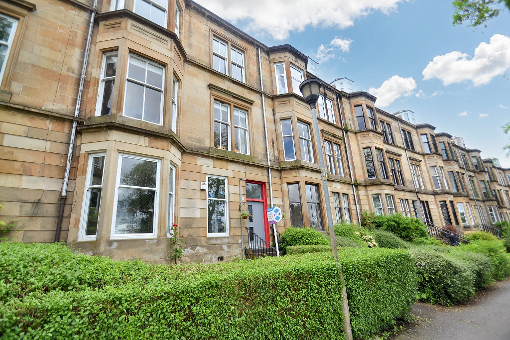 2 bed flat for sale in Hampden Terrace  - Property Image 1