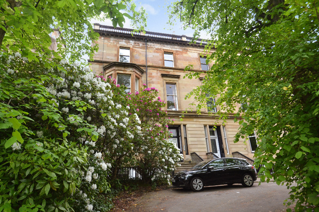 1 bed studio flat for sale in Crown Gardens, Glasgow  - Property Image 8