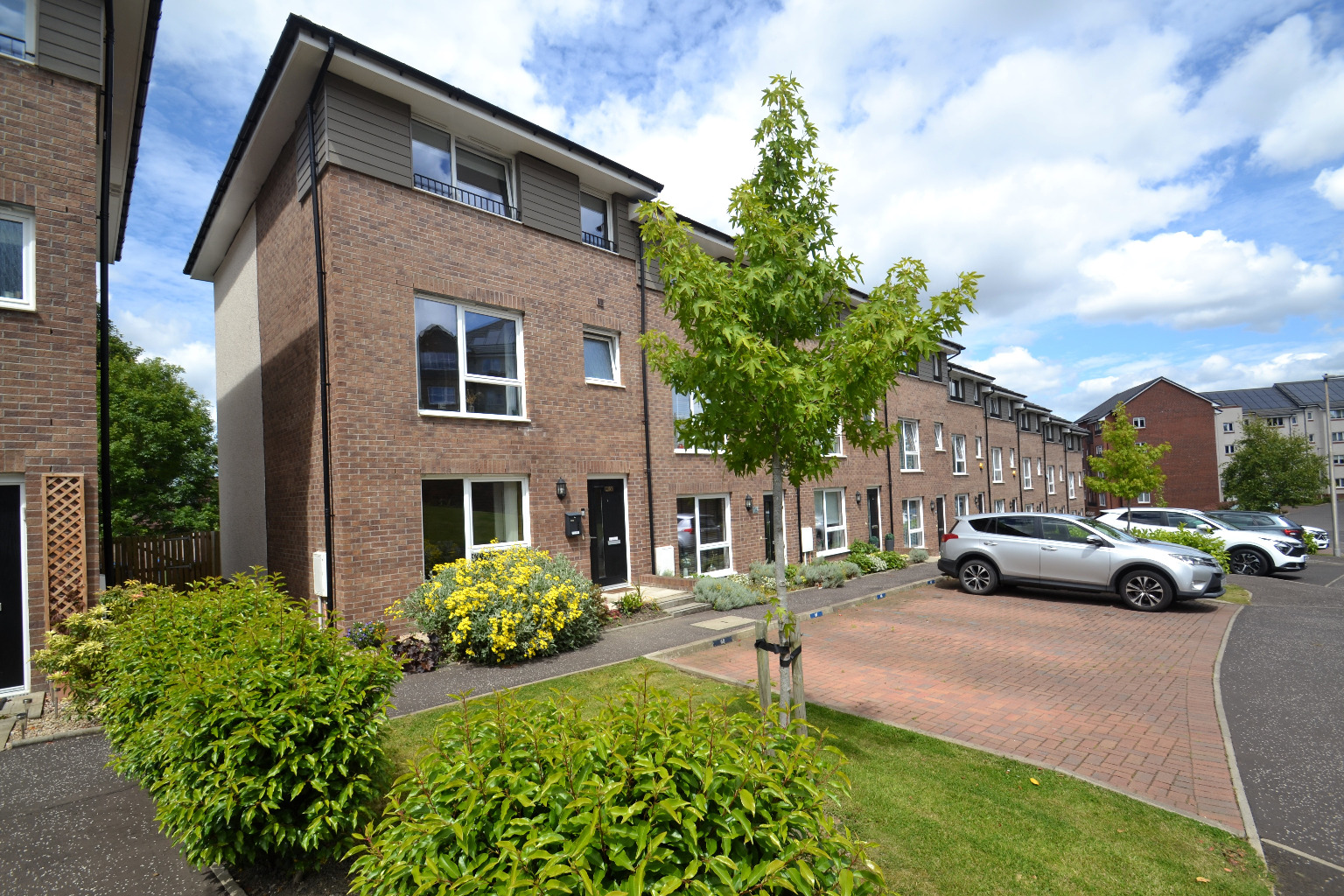 5 bed town house for sale in Craig Road, Glasgow  - Property Image 1