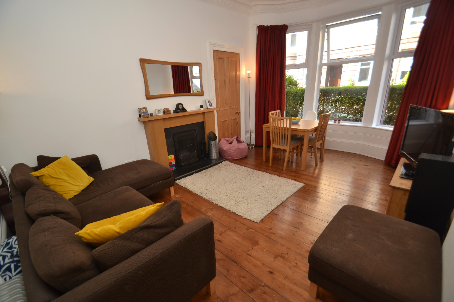 2 bed flat for sale in Overdale Gardens  - Property Image 2