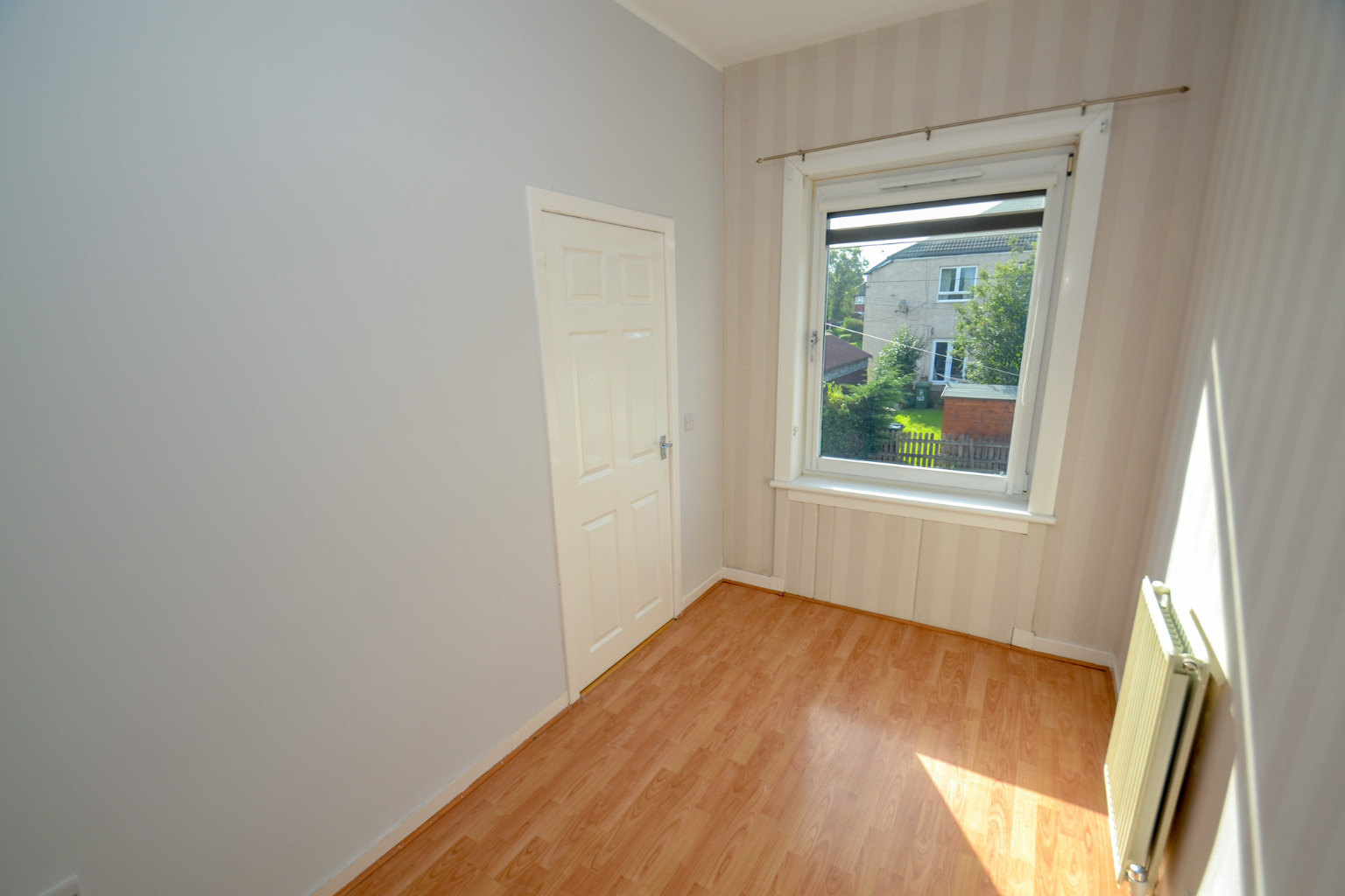 3 bed flat to rent in Tannadice Avenue  - Property Image 8