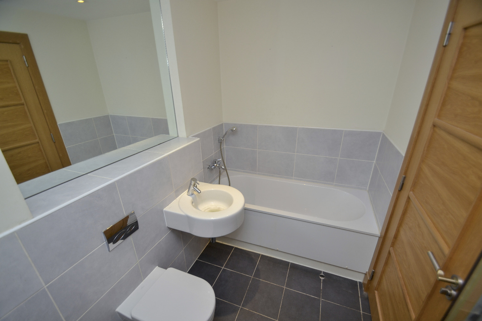 1 bed flat for sale in Hutcheson Street, Glasgow  - Property Image 10