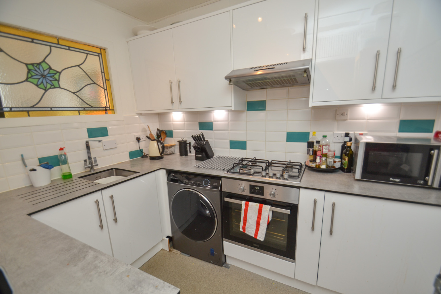 2 bed flat for sale in Queen Square  - Property Image 10