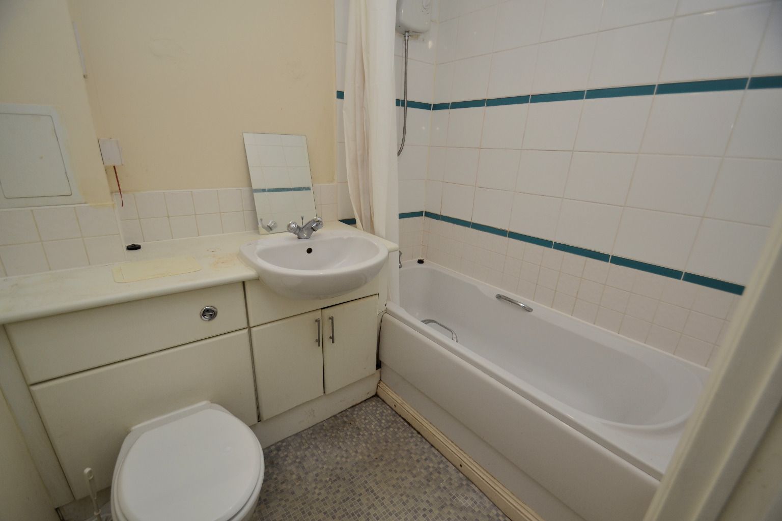 2 bed flat for sale in Wallace Street  - Property Image 9