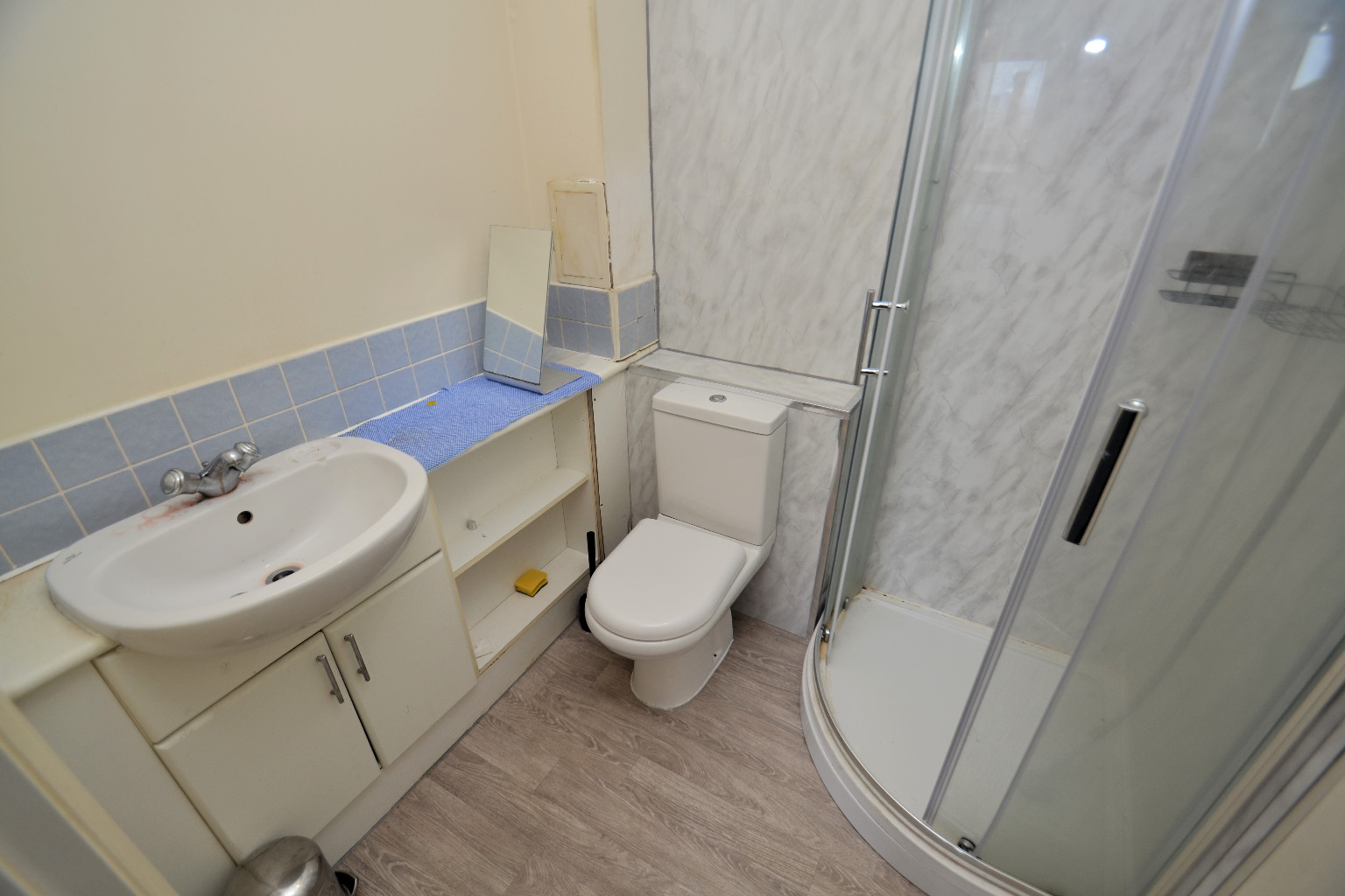 2 bed flat for sale in Wallace Street  - Property Image 7