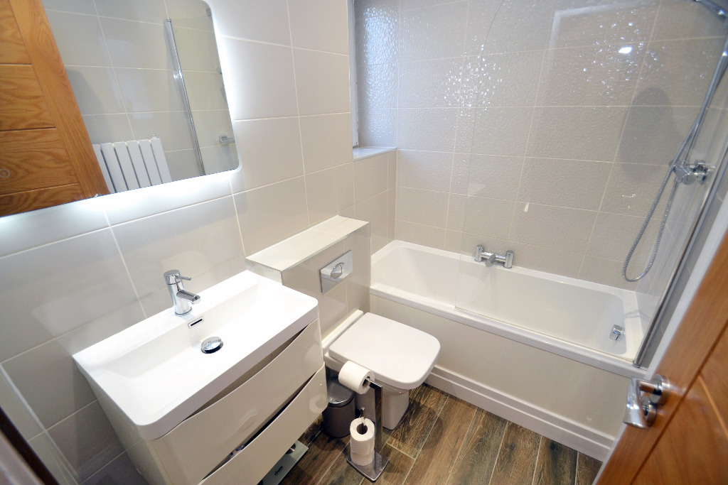 2 bed flat to rent in Kingswood Drive, Glasgow  - Property Image 13