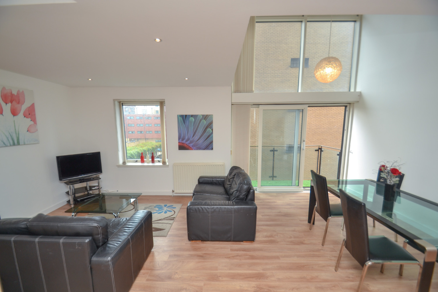 2 bed flat for sale in Dunlop Street  - Property Image 6