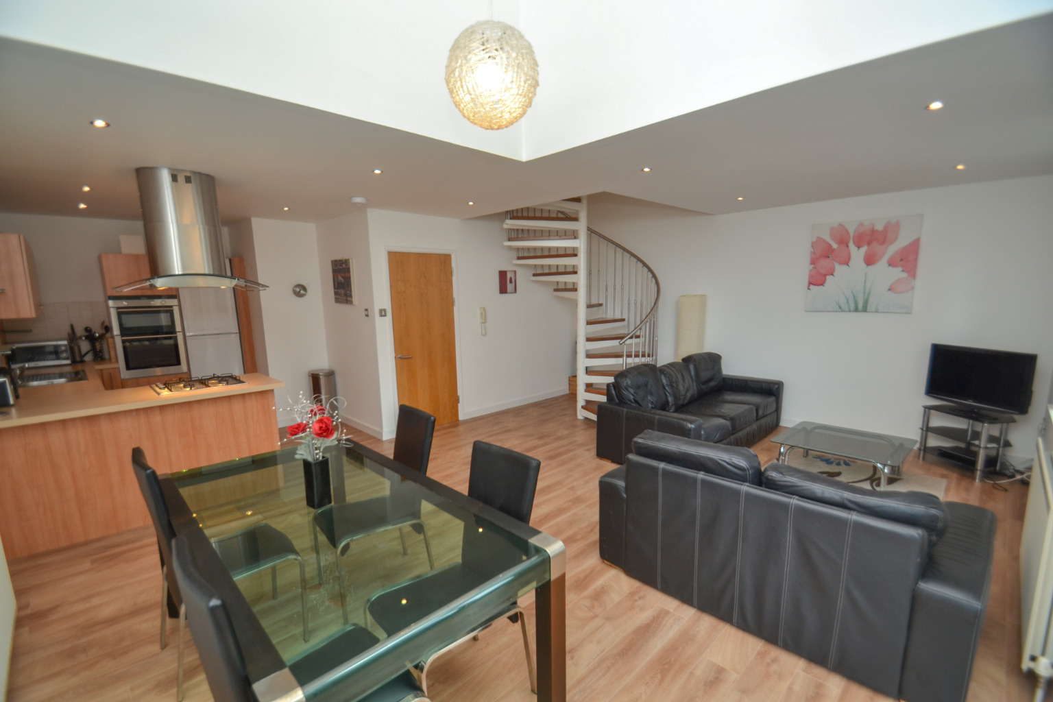 2 bed flat for sale in Dunlop Street  - Property Image 4