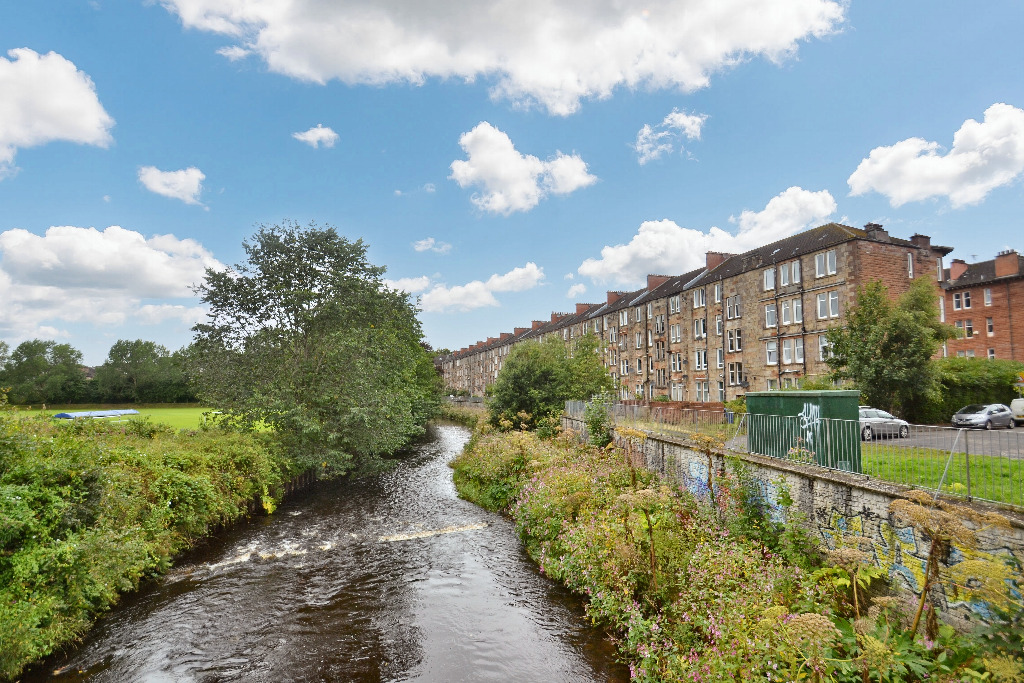 1 bed flat for sale in Cartside Street  - Property Image 1