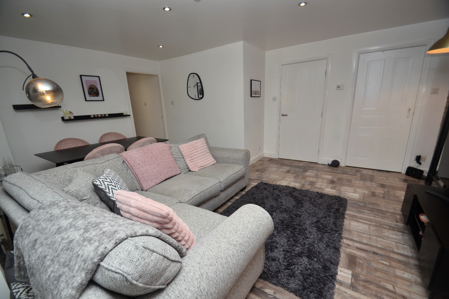 1 bed flat for sale in Middlesex Gardens  - Property Image 8