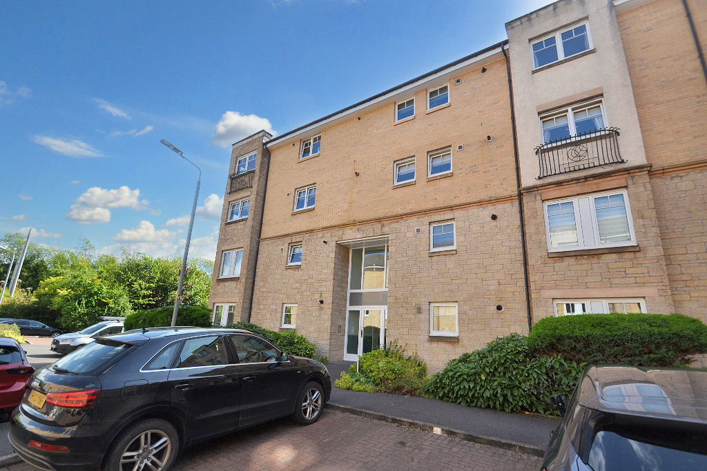 2 bed flat for sale in Castlebrae Gardens  - Property Image 1