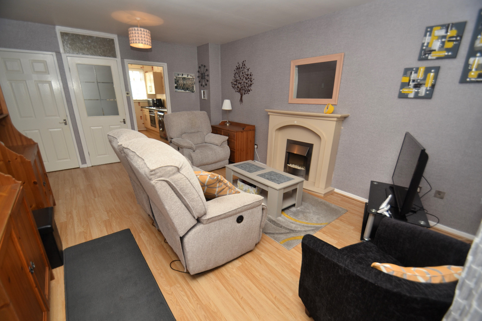 2 bed terraced house for sale in Maxwell Gardens  - Property Image 5