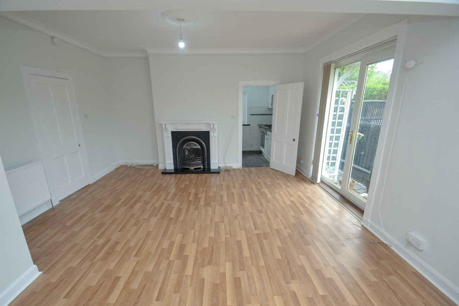 2 bed flat for sale in Croftburn Drive, Glasgow  - Property Image 6