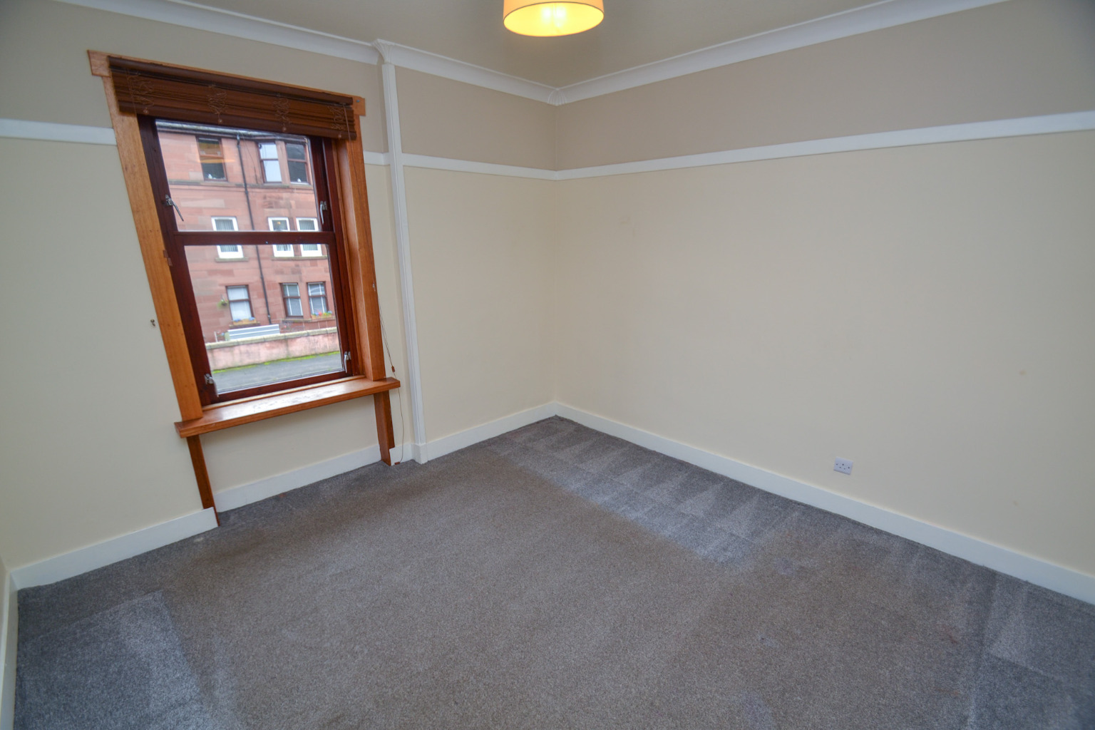 2 bed flat to rent in Cartside Street  - Property Image 7