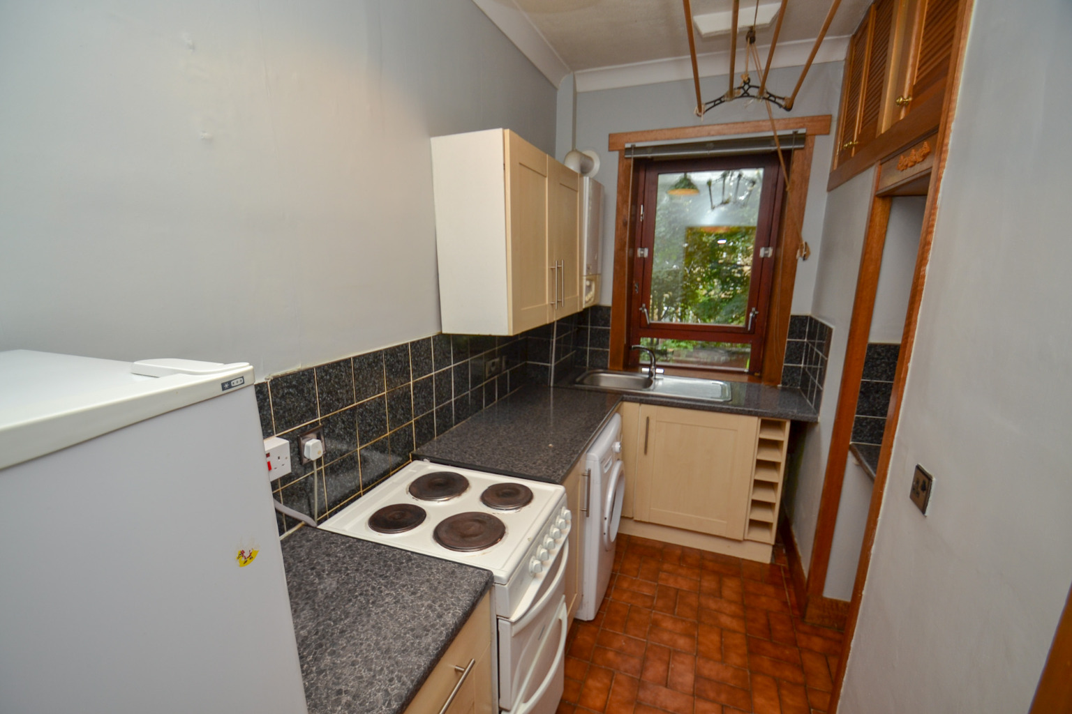 2 bed flat to rent in Cartside Street  - Property Image 4