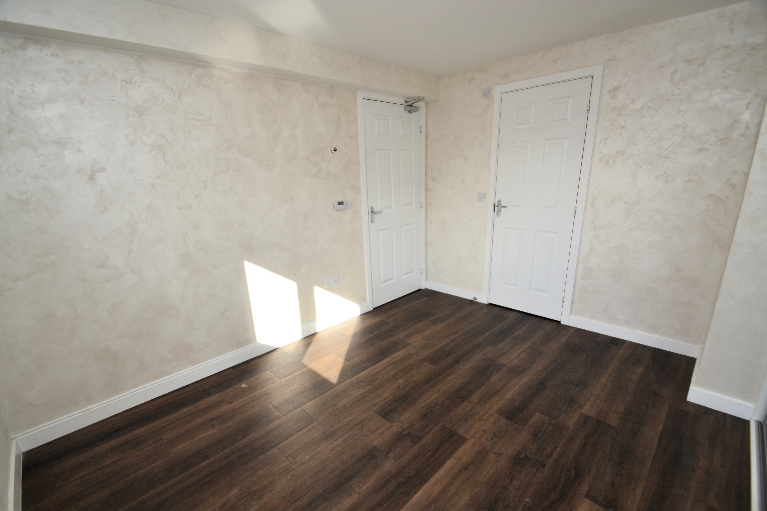 2 bed flat for sale in Northwood Close, Glasgow  - Property Image 9