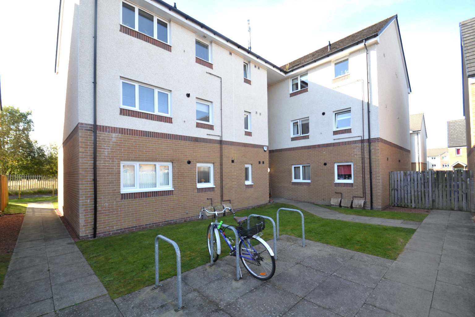 2 bed flat for sale in Northwood Close, Glasgow  - Property Image 16