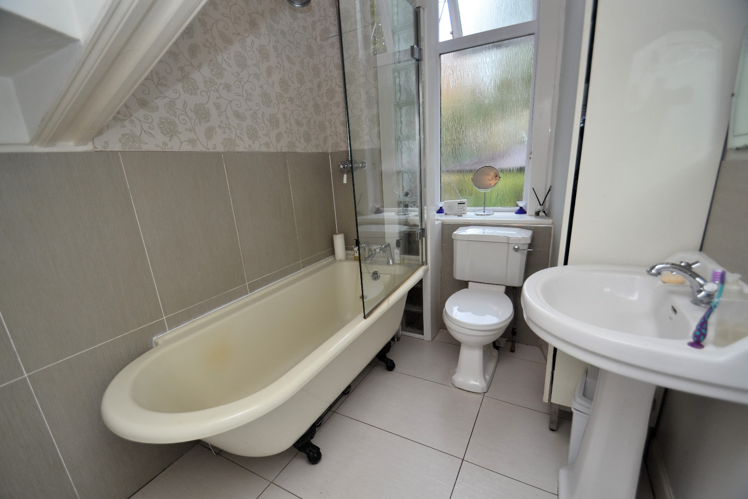 3 bed terraced house for sale in Kirkwell Road, Glasgow  - Property Image 19