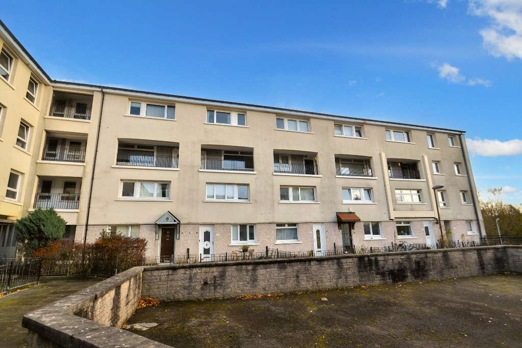 2 bed flat for sale in Wyndford Drive, Glasgow  - Property Image 1