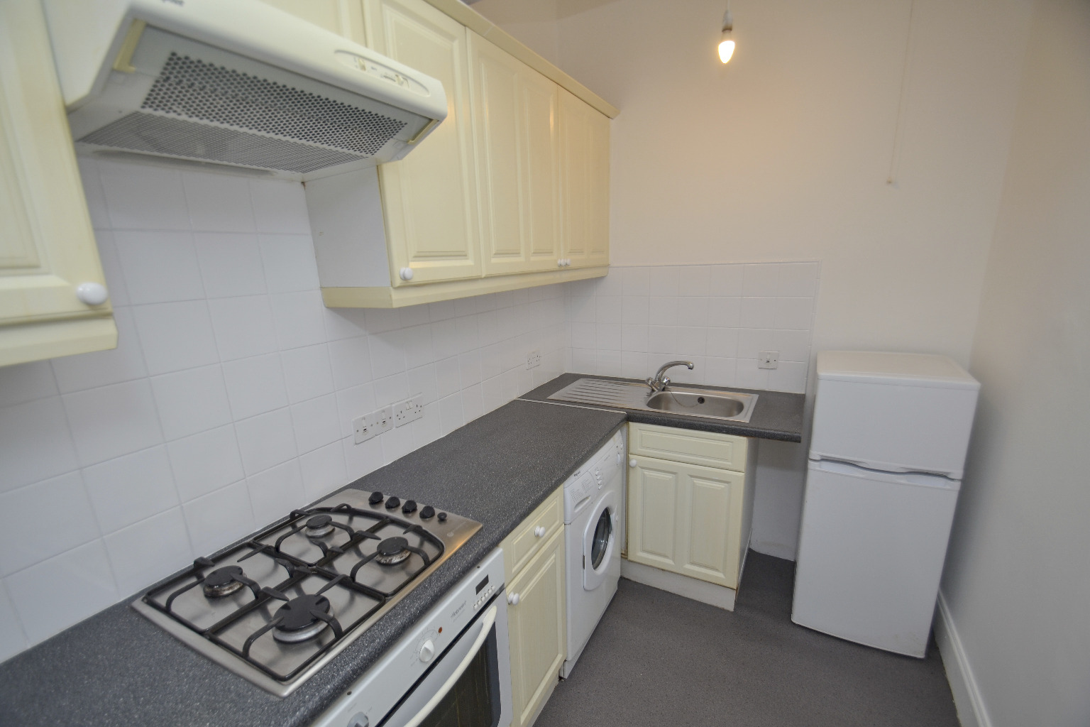 1 bed flat to rent in Clarkston Road, Glasgow  - Property Image 4