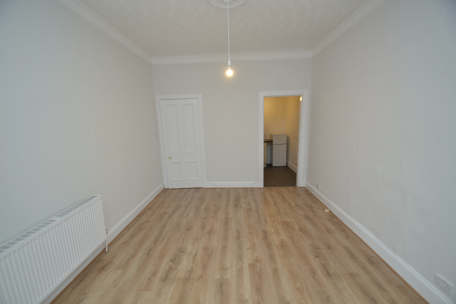 1 bed flat to rent in Clarkston Road, Glasgow  - Property Image 3