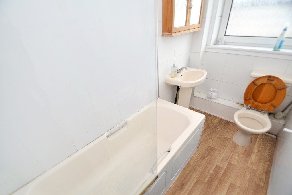 2 bed flat for sale in Pollokshaws Road, Glasgow  - Property Image 7