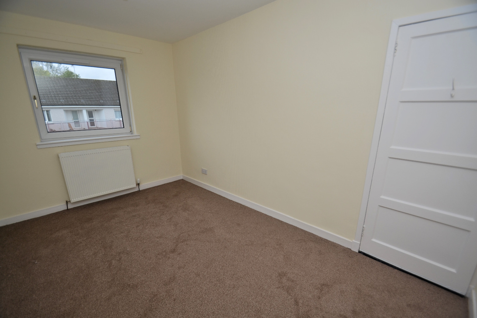 3 bed flat for sale in Cavin Drive, Glasgow  - Property Image 6