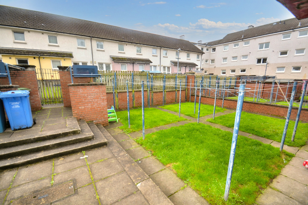 3 bed flat for sale in Cavin Drive, Glasgow  - Property Image 12