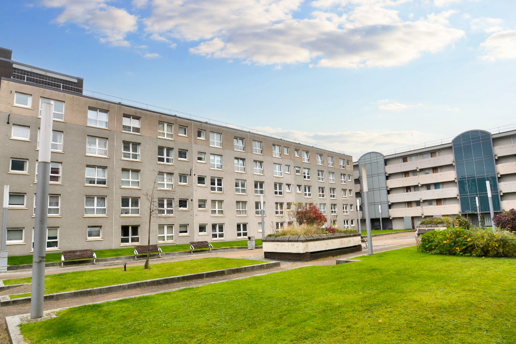 1 bed flat for sale in Dundasvale Court, City of Glasgow  - Property Image 1